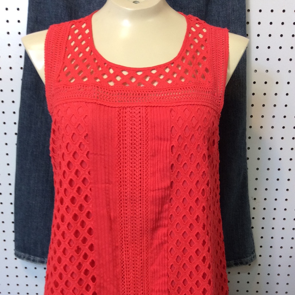 Skies Are Blue Woman’s Sleeveless Top Size Medium NWT SALE❗️